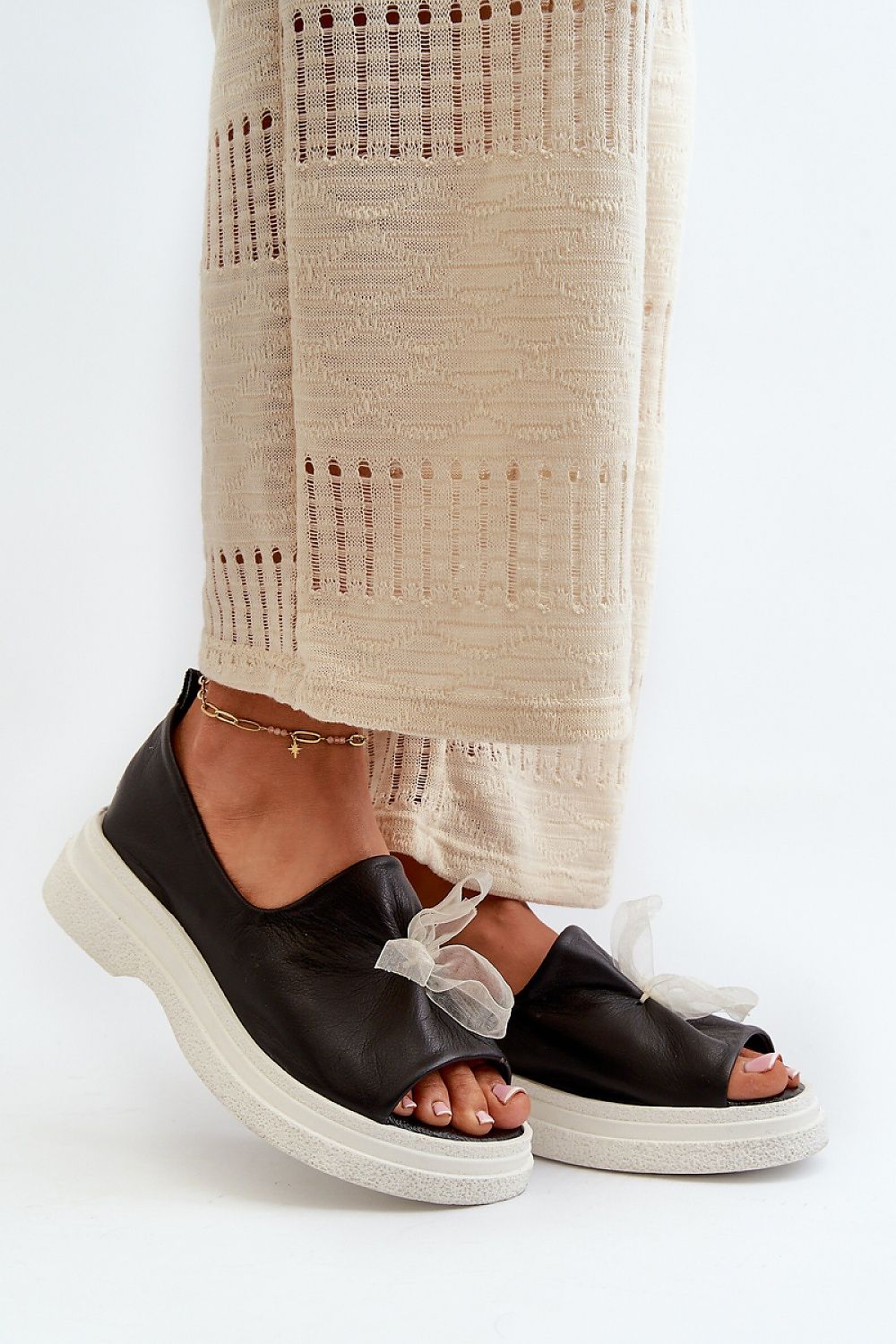 Sandals model 198405